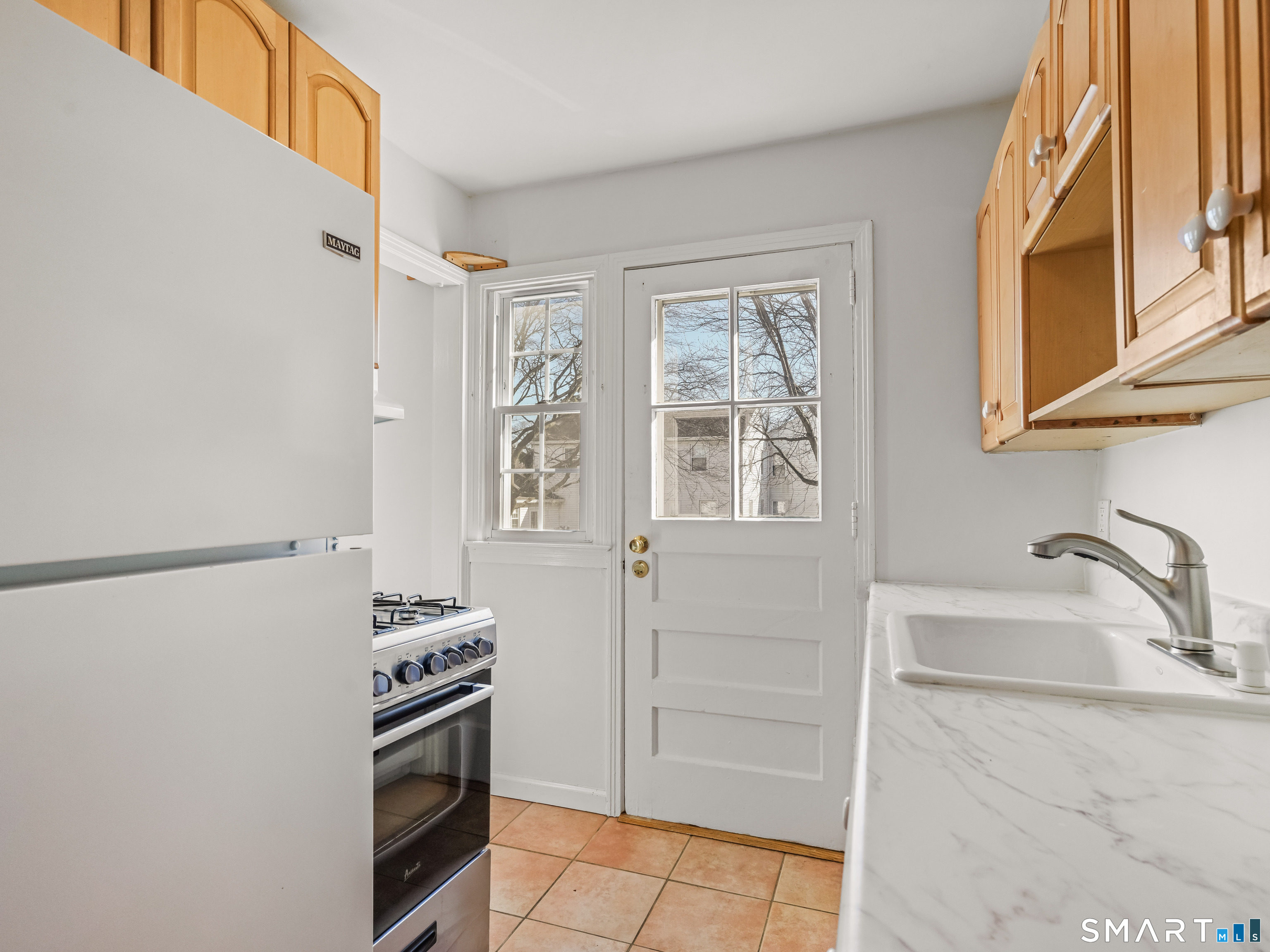 214 Sylvan Knoll Road, Unit 214 Stamford, CT 06902 - Photo 11 of 30