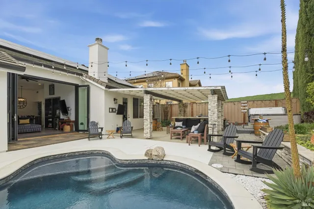 $1,325,000 | 670 Hubbs Court, Benicia, CA 94510