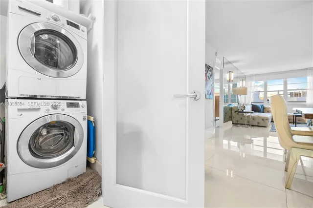 $9,500 | 100 Lincoln Road, Unit 1523, Miami Beach, FL 33139