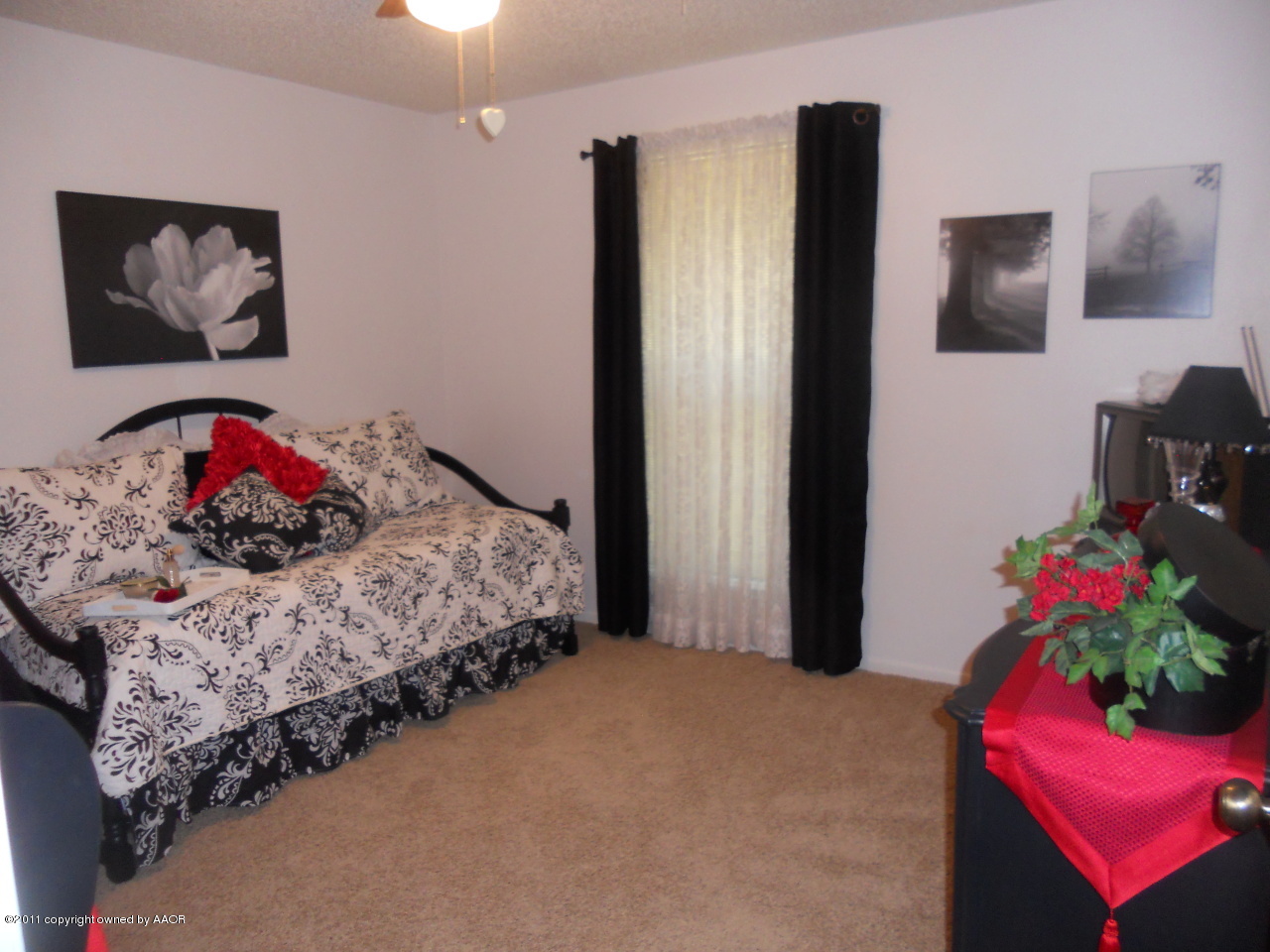 6509 Drexel Road Amarillo, TX 79109 - Photo 4 of 15 3rd Bedroom