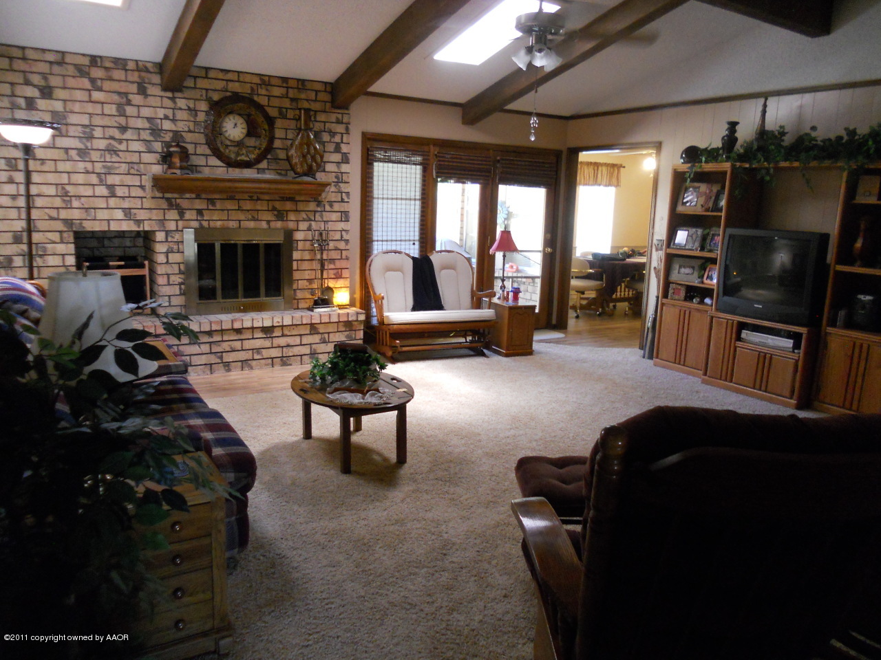 6509 Drexel Road Amarillo, TX 79109 - Photo 8 of 15 Living Room