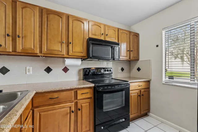 $1,600 | 8300 Plaza Gate Lane, Unit 1163, Jacksonville, FL 32217