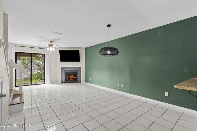 $1,600 | 8300 Plaza Gate Lane, Unit 1163, Jacksonville, FL 32217