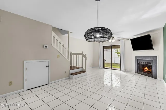 $1,600 | 8300 Plaza Gate Lane, Unit 1163, Jacksonville, FL 32217