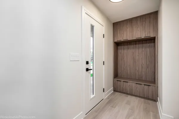 $875,000 | 1087 Andean Place, Highland Park, IL 60035