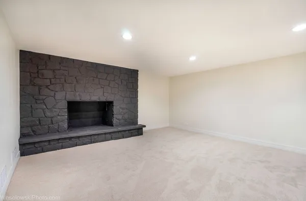 $875,000 | 1087 Andean Place, Highland Park, IL 60035