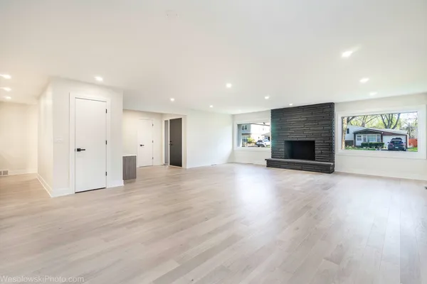 $875,000 | 1087 Andean Place, Highland Park, IL 60035