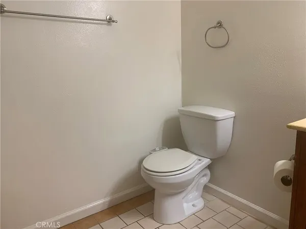 $2,100 | 3220 Altura, Unit 213, La Crescenta, CA 91214