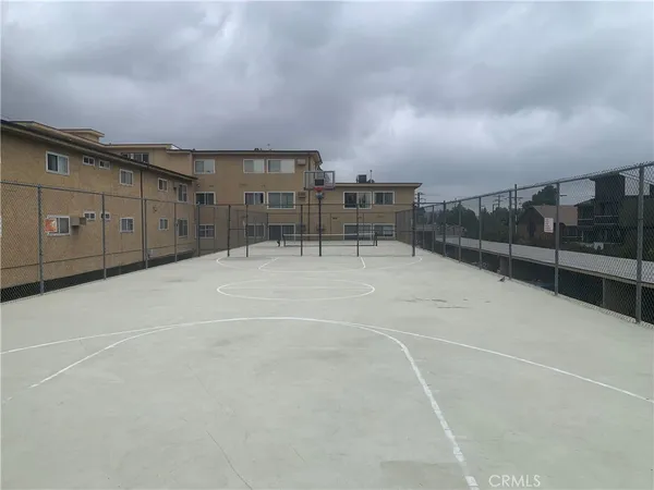 $2,100 | 3220 Altura, Unit 213, La Crescenta, CA 91214