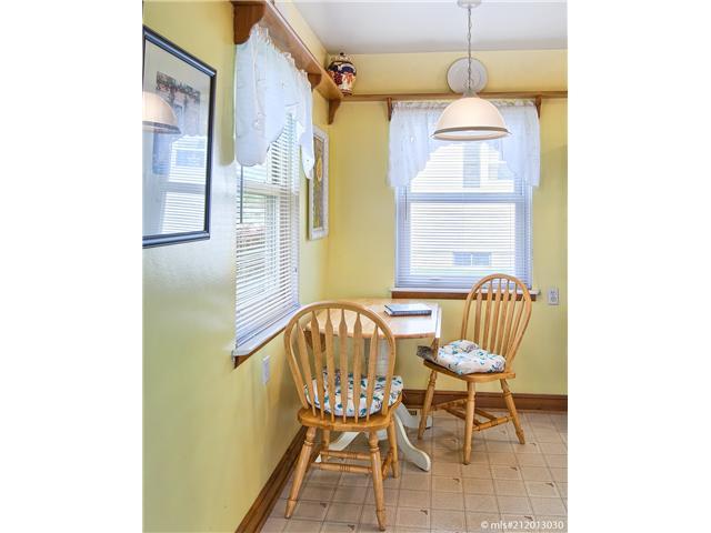 2679 Edgevale Road Columbus, OH 43221 - Photo 5 of 9