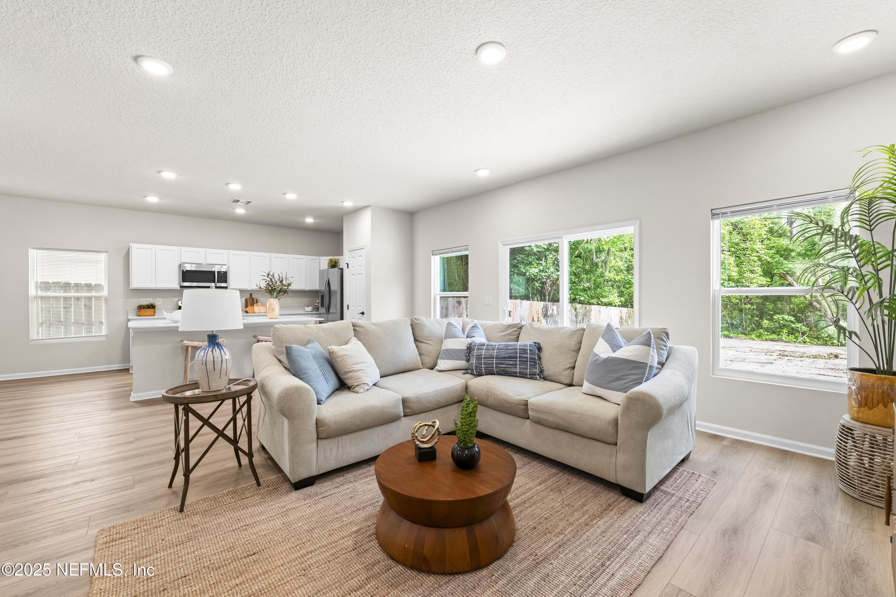 5133 Cruz Road Jacksonville, FL 32207 - Photo 5 of 31 P1273292.jpg-FULL