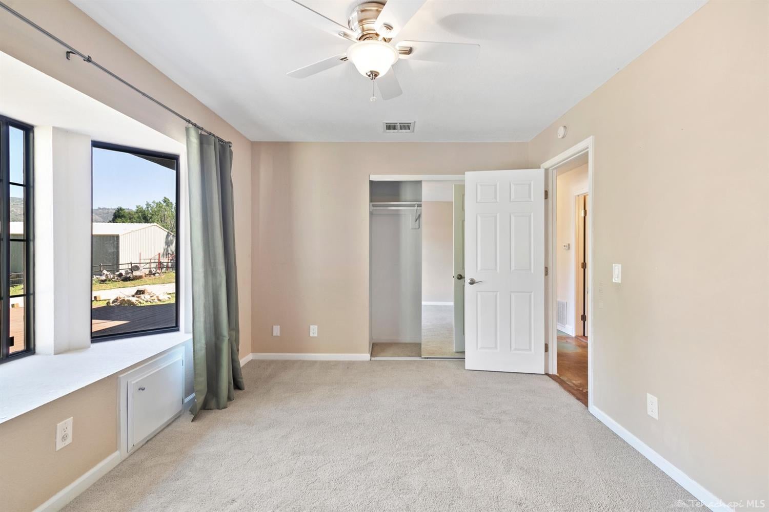 29771 North Lower Valley Road Tehachapi, CA 93561 - Photo 28 of 35 Gallery Image 28