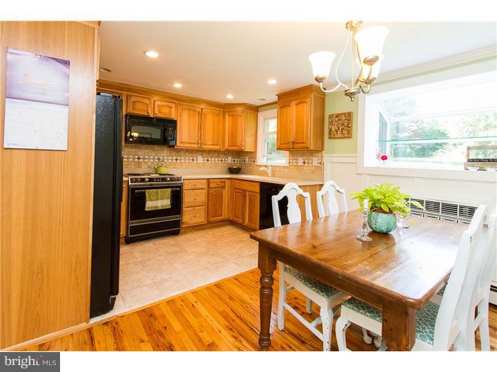 498 Northbrook Road West Chester, PA 19382 - Photo 6 of 25 Kitchen