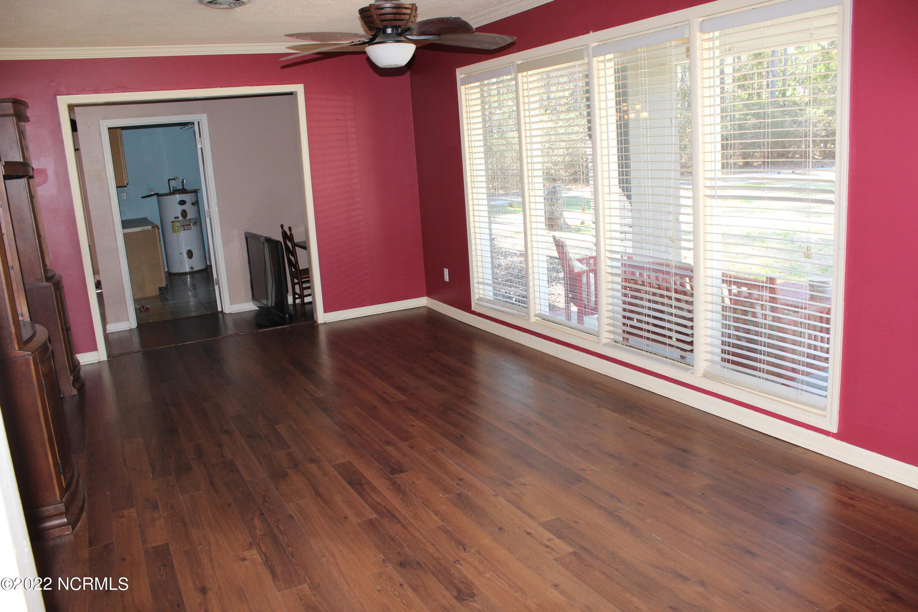 1098 Lake Road Newport, NC 28570 - Photo 11 of 52 Formal Living Room View 2