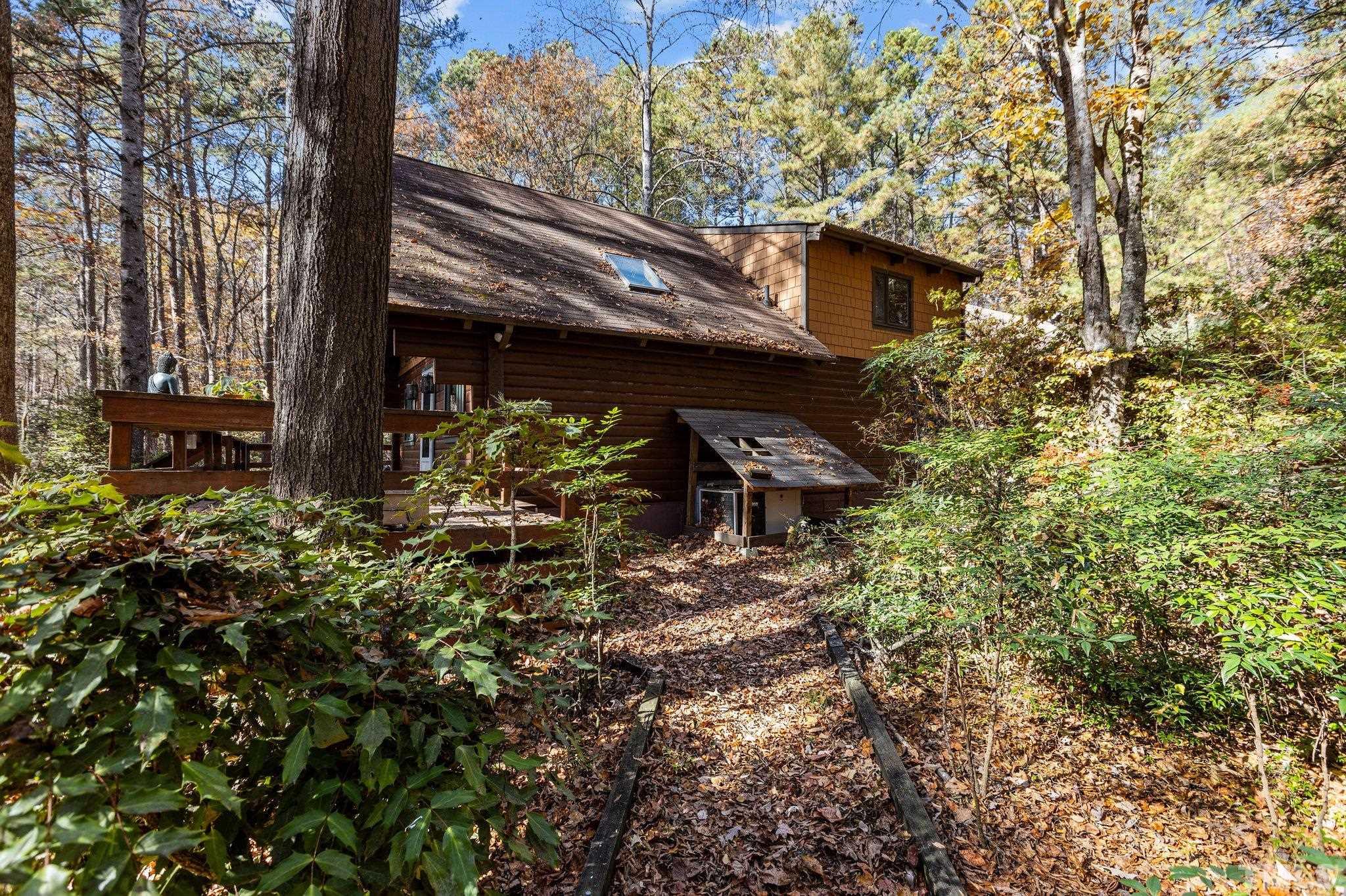 300 Rabbit Run Pittsboro, NC 27312 - Photo 35 of 38 a backyard of a house with lots of green space