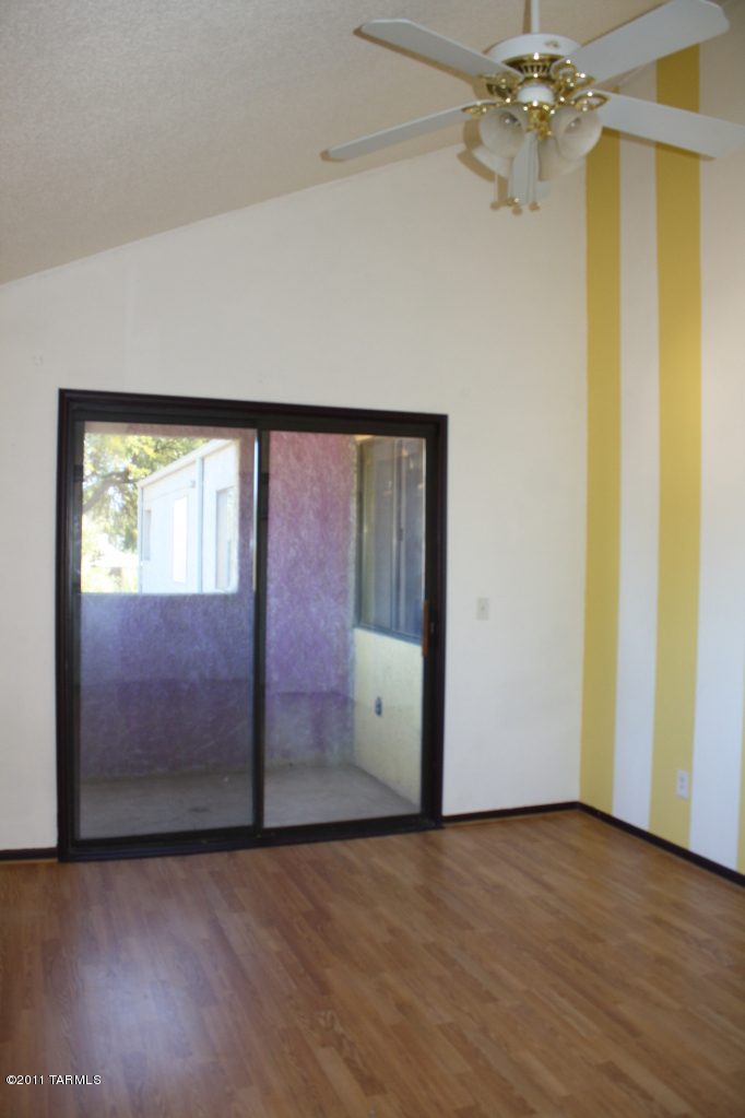 2744 North Country Club Road, Unit 202 Tucson, AZ 85716 - Photo 5 of 17 Gallery Image 5