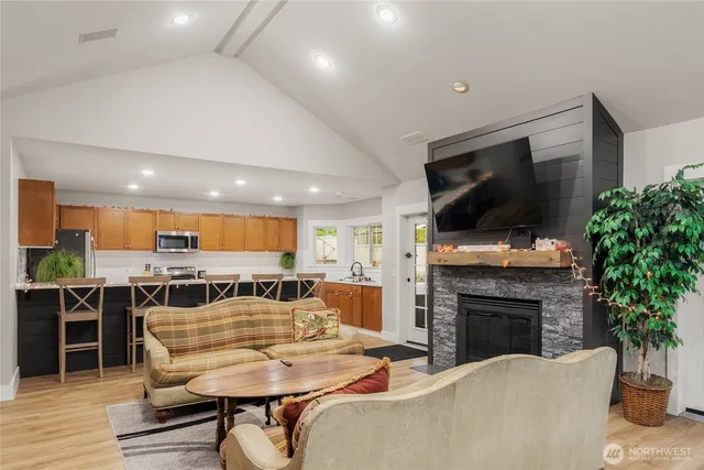 $315,000 | 15150 140th Way Southeast, Unit S203, Renton, WA 98058