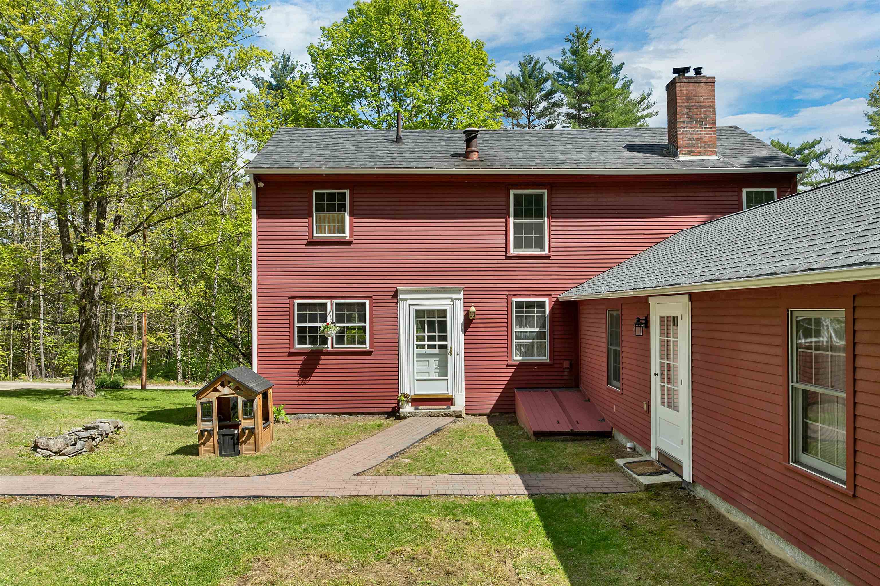 119 Gerrish Road Webster, NH 03303 - Photo 2 of 27