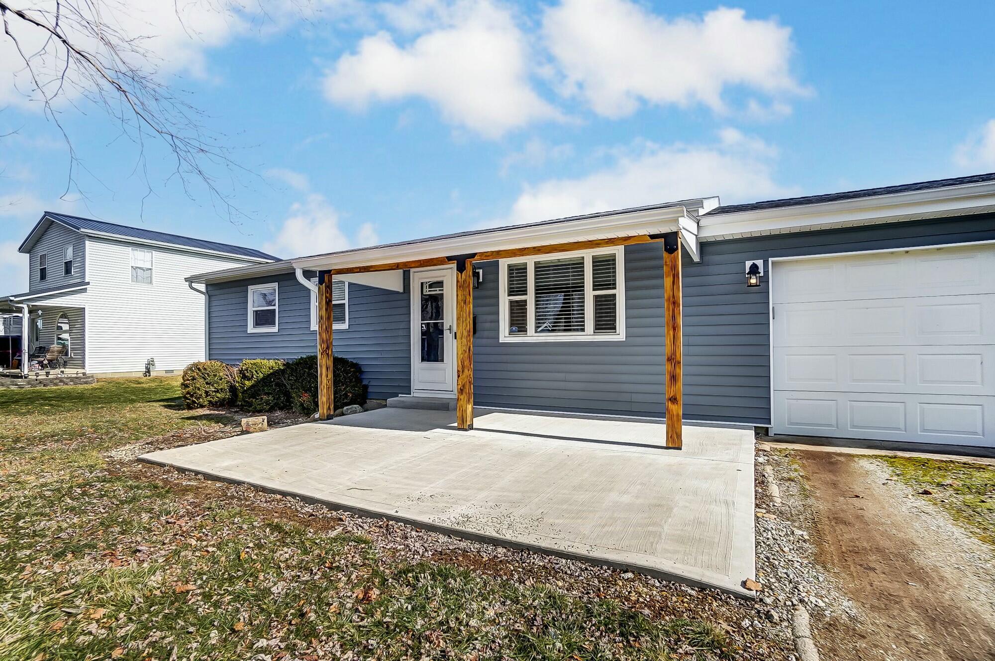 5045 Lee Road South Bloomfield, OH 43103 - Photo 3 of 33 tempImageFEOmBc