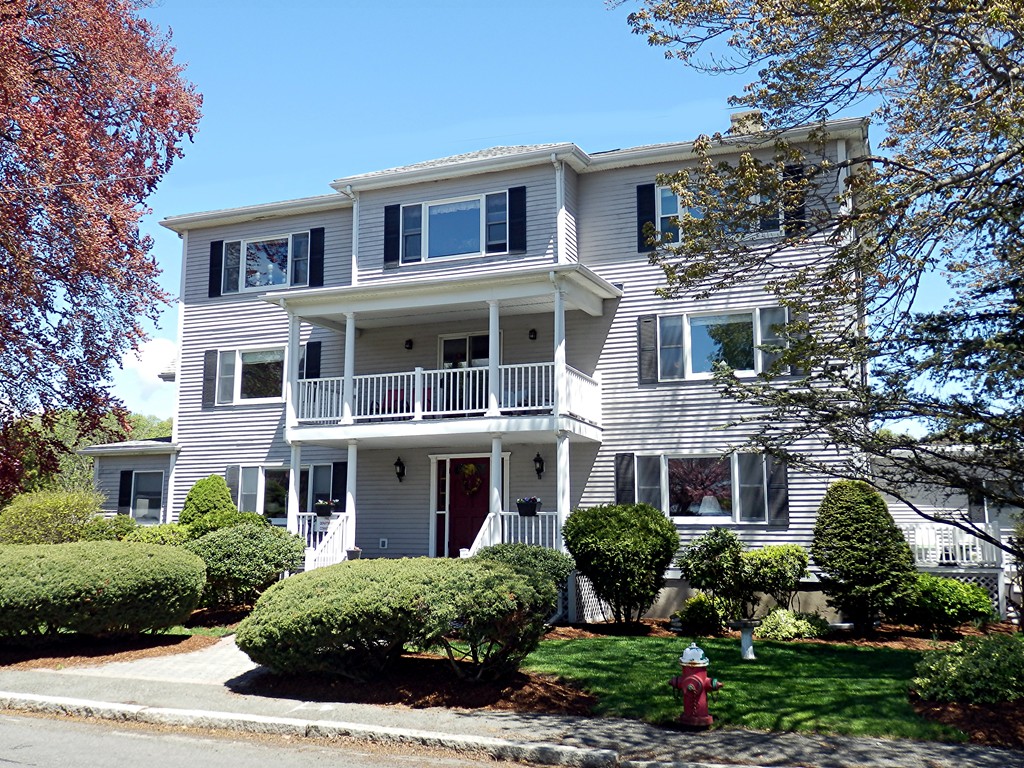 162 Willow Road, Unit 9 Nahant, MA 01908 - Photo 1 of 15 Gallery Image 1