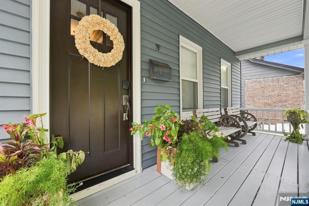 38 Elm Road Caldwell, NJ 07006 - Photo 2 of 35 Gallery Image 2