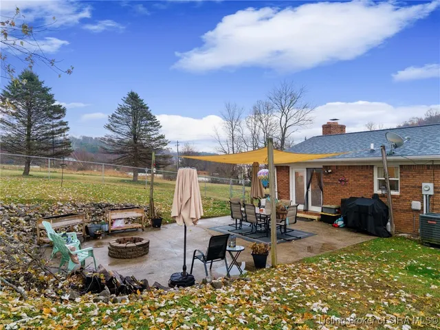 $299,000 | 6075 Highway 335, New Salisbury, IN 47161