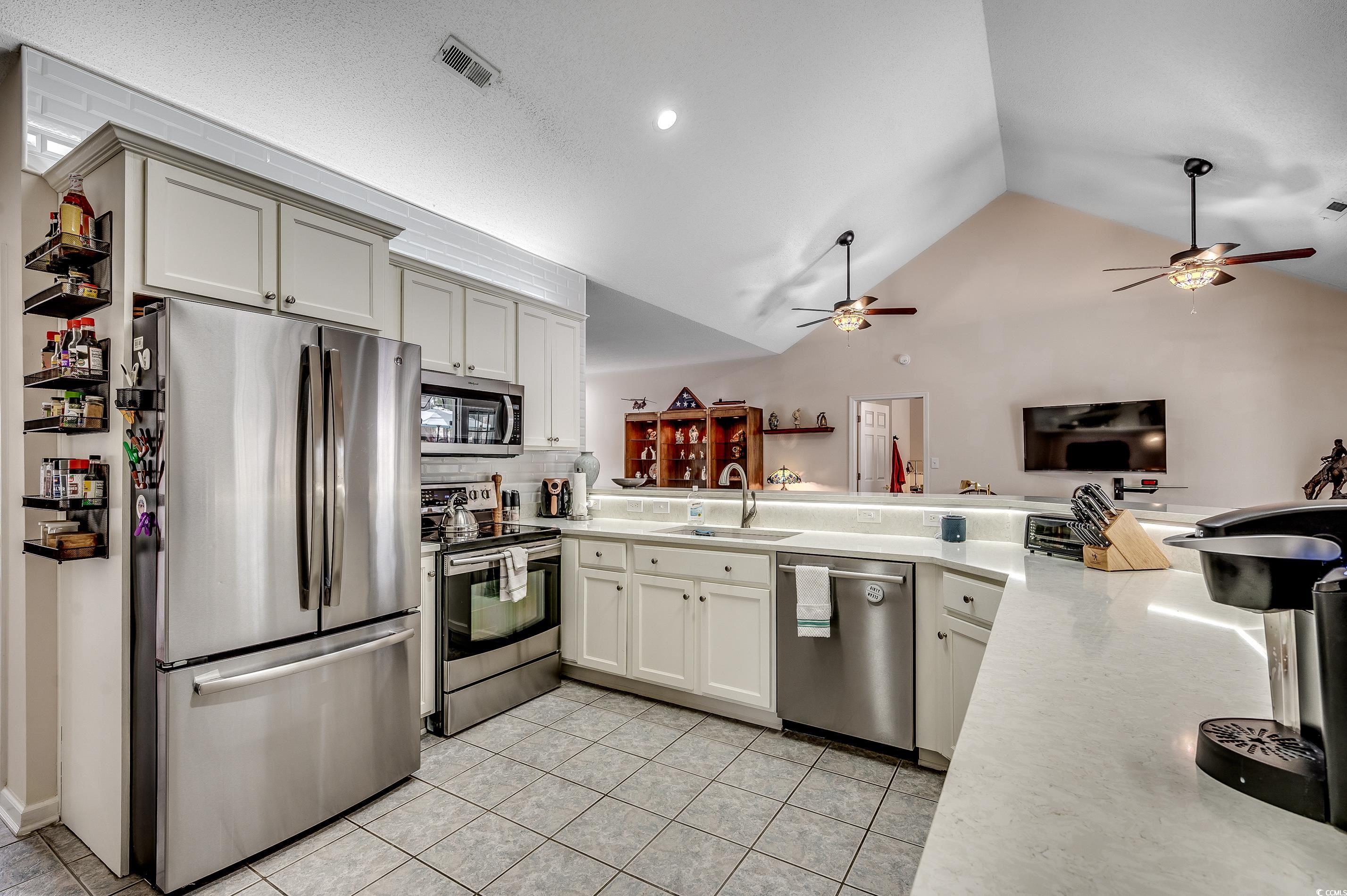8263 Timber Ridge Road Conway, SC 29526 - Photo 10 of 38 Gallery Image 10