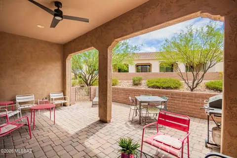 $410,000 | 1648 Horned Lark Drive, Green Valley, AZ 85614