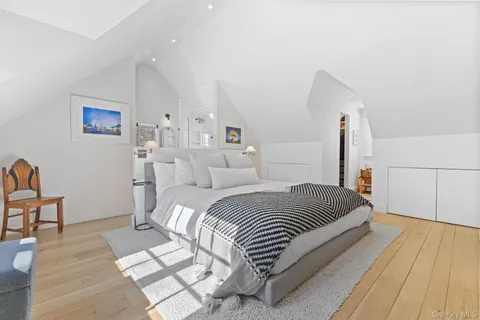 $1,375,000 | 101 Upper North Highland Place, Croton-on-Hudson, NY 10520