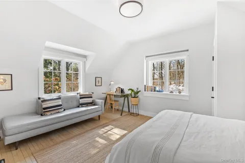 $1,375,000 | 101 Upper North Highland Place, Croton-on-Hudson, NY 10520