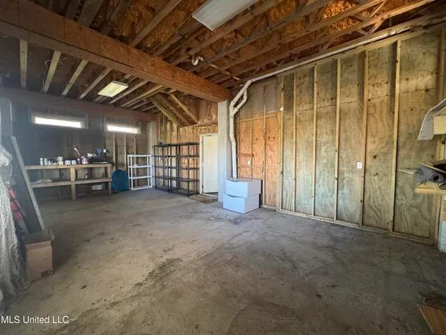 $684,750 | 34 Puunani Place, Diamondhead, MS 39525