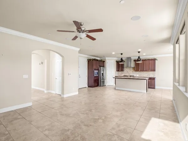 $679,000 | 11584 North Via Venitzia Avenue, Fresno, CA 93730