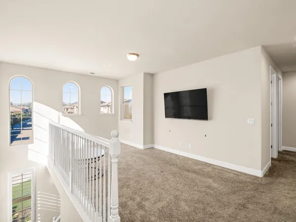 $679,000 | 11584 North Via Venitzia Avenue, Fresno, CA 93730