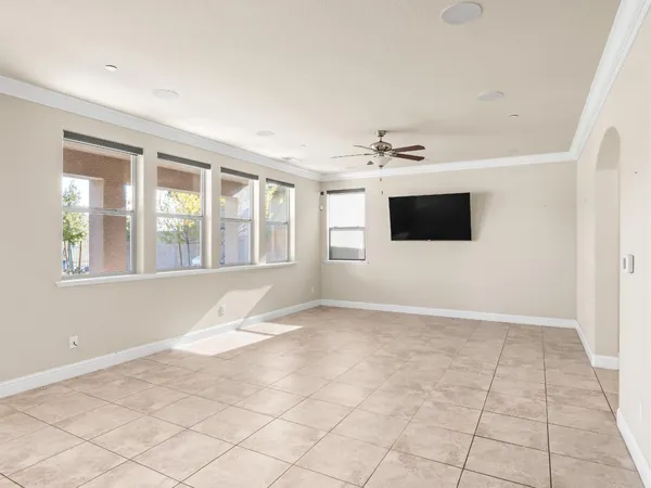 $679,000 | 11584 North Via Venitzia Avenue, Fresno, CA 93730