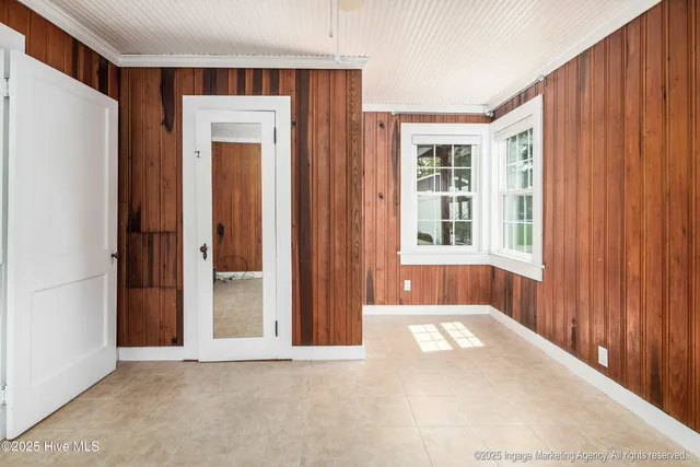 $180,000 | 322 River Road, Washington, NC 27889