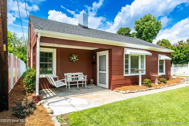 $180,000 | 322 River Road, Washington, NC 27889