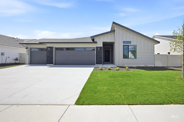 $594,990 | 7319 West Newtown Drive, Eagle, ID 83616