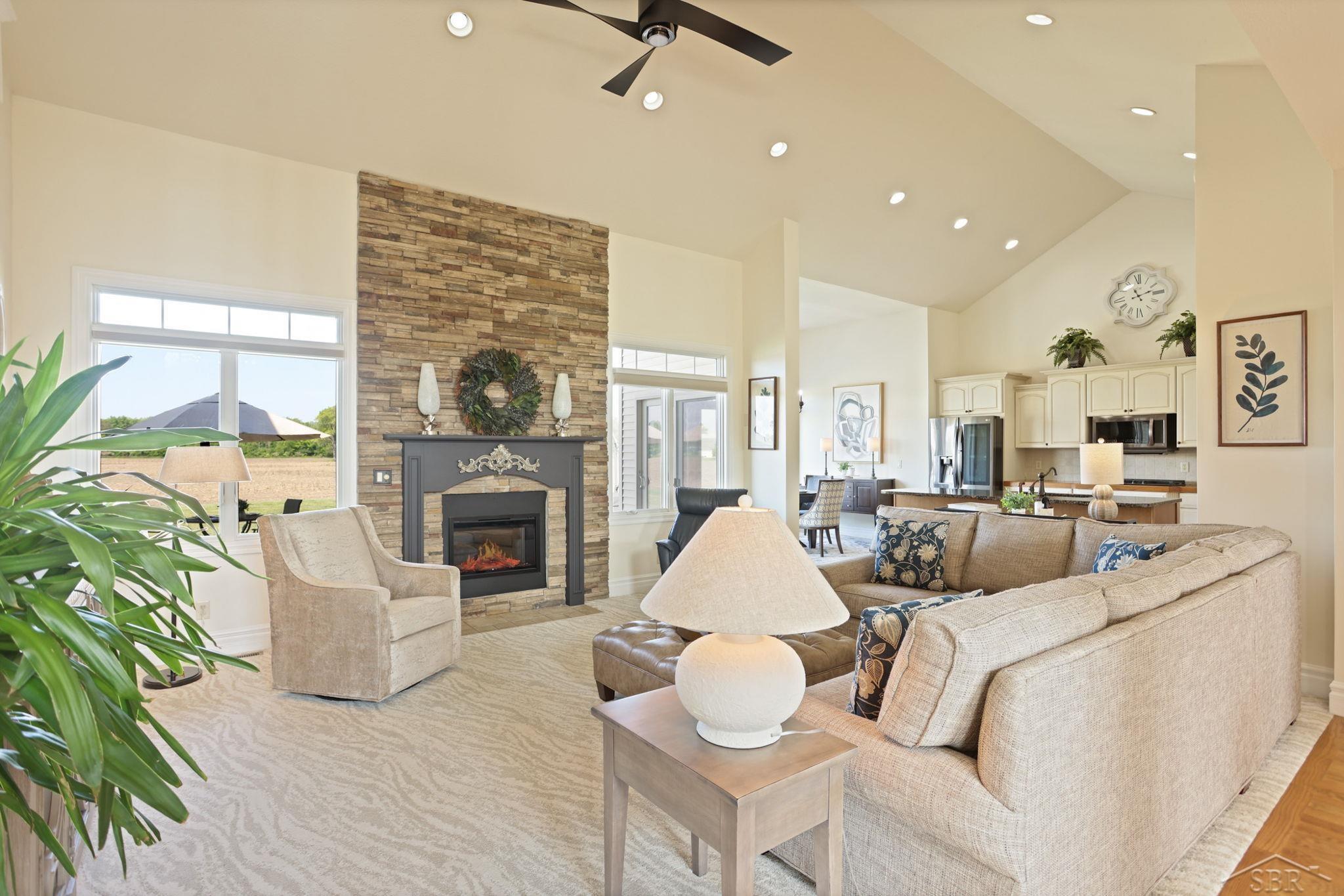 5859 North Center Road Saginaw, MI 48604 - Photo 17 of 63 50178740-a25cb694-6dee-49dd-b314-4450534ad5ae.JPG