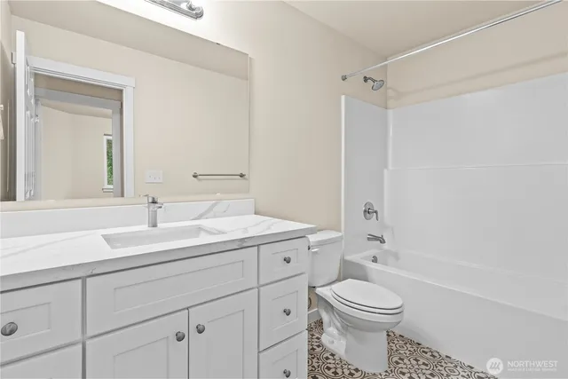 $434,950 | 17804 East Clear Lake Boulevard Southeast, Yelm, WA 98597