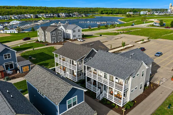 $4,650,000 | 200 Great Loop E Drive, Ottawa, IL 61350