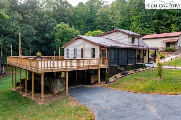 $306,000 | 337 Pioneer Ridge, Sparta, NC 28675