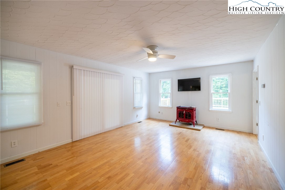 337 Pioneer Ridge Sparta, NC 28675 - Photo 13 of 50 Gallery Image 13
