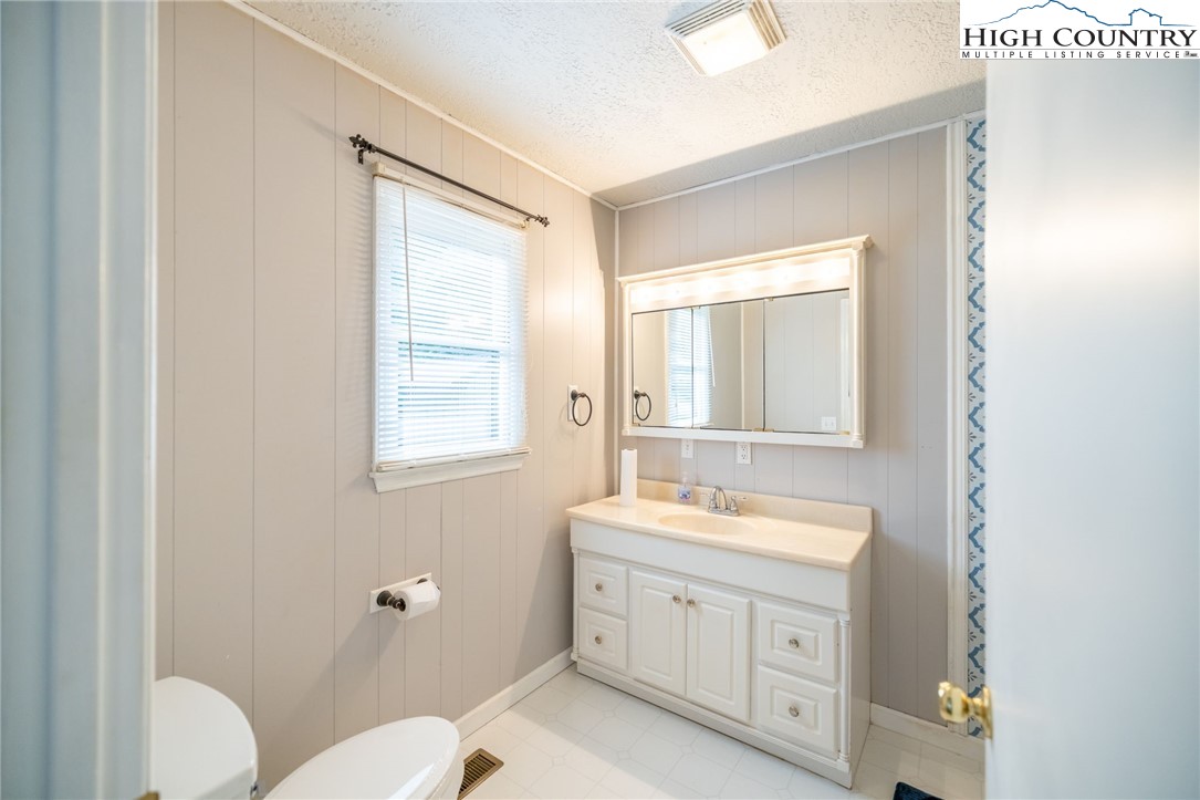 337 Pioneer Ridge Sparta, NC 28675 - Photo 17 of 50 Gallery Image 17