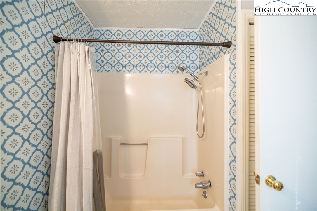337 Pioneer Ridge Sparta, NC 28675 - Photo 18 of 50 Gallery Image 18
