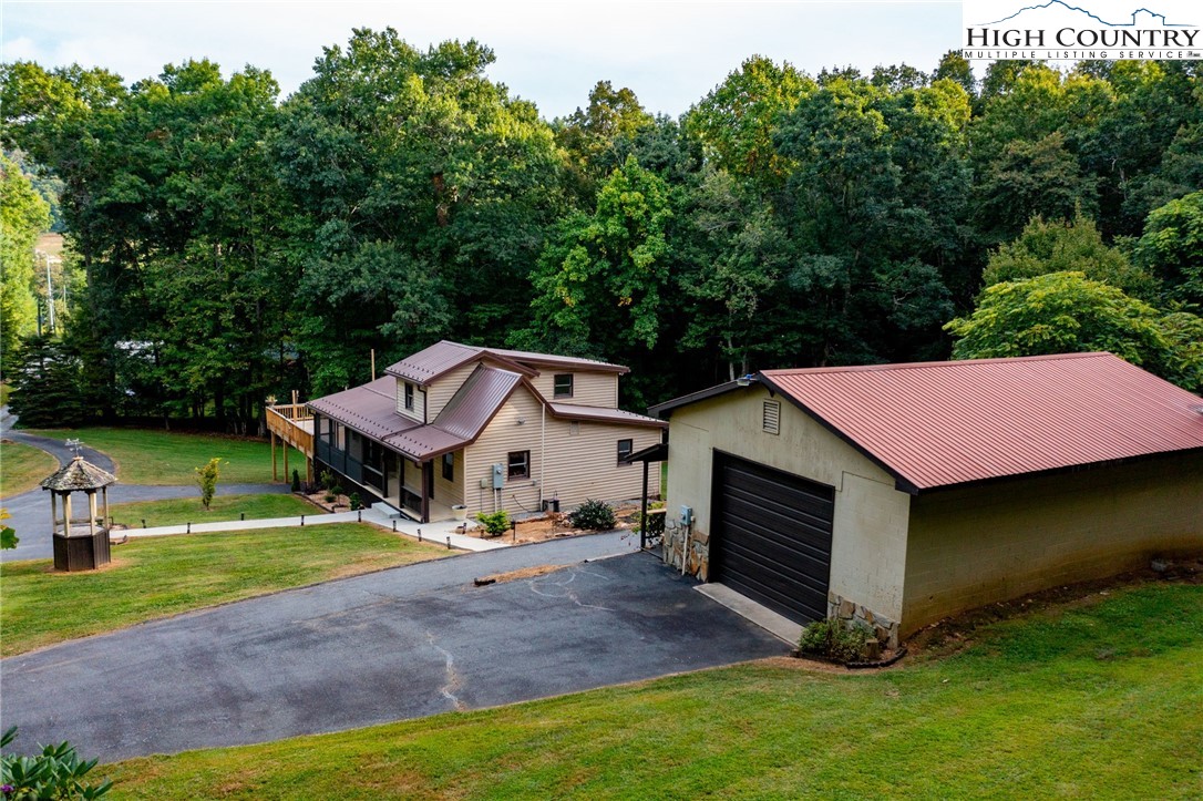 337 Pioneer Ridge Sparta, NC 28675 - Photo 3 of 50 Gallery Image 3