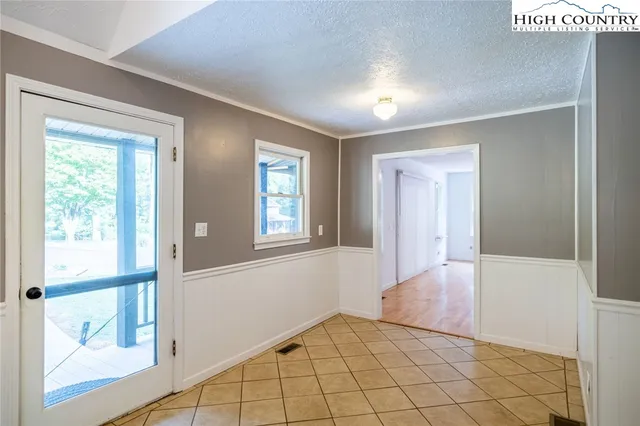 a view of an entryway