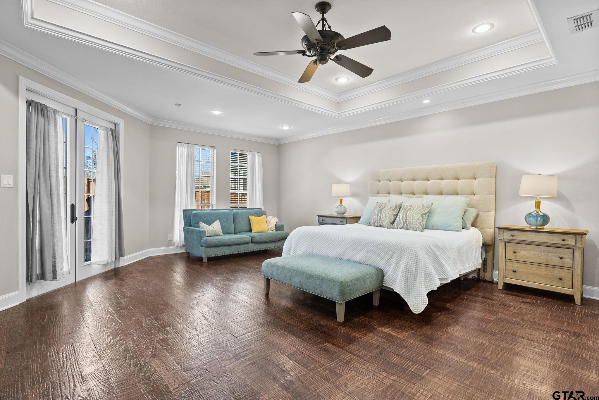 2306 Kingsmill Circle Tyler, TX 75703 - Photo 3 of 37