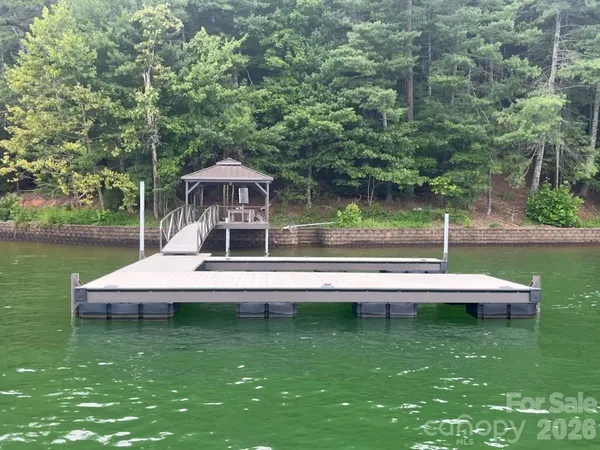 $650,000 | 1635 Braxton Gate Drive, Unit 198, Morganton, NC 28655
