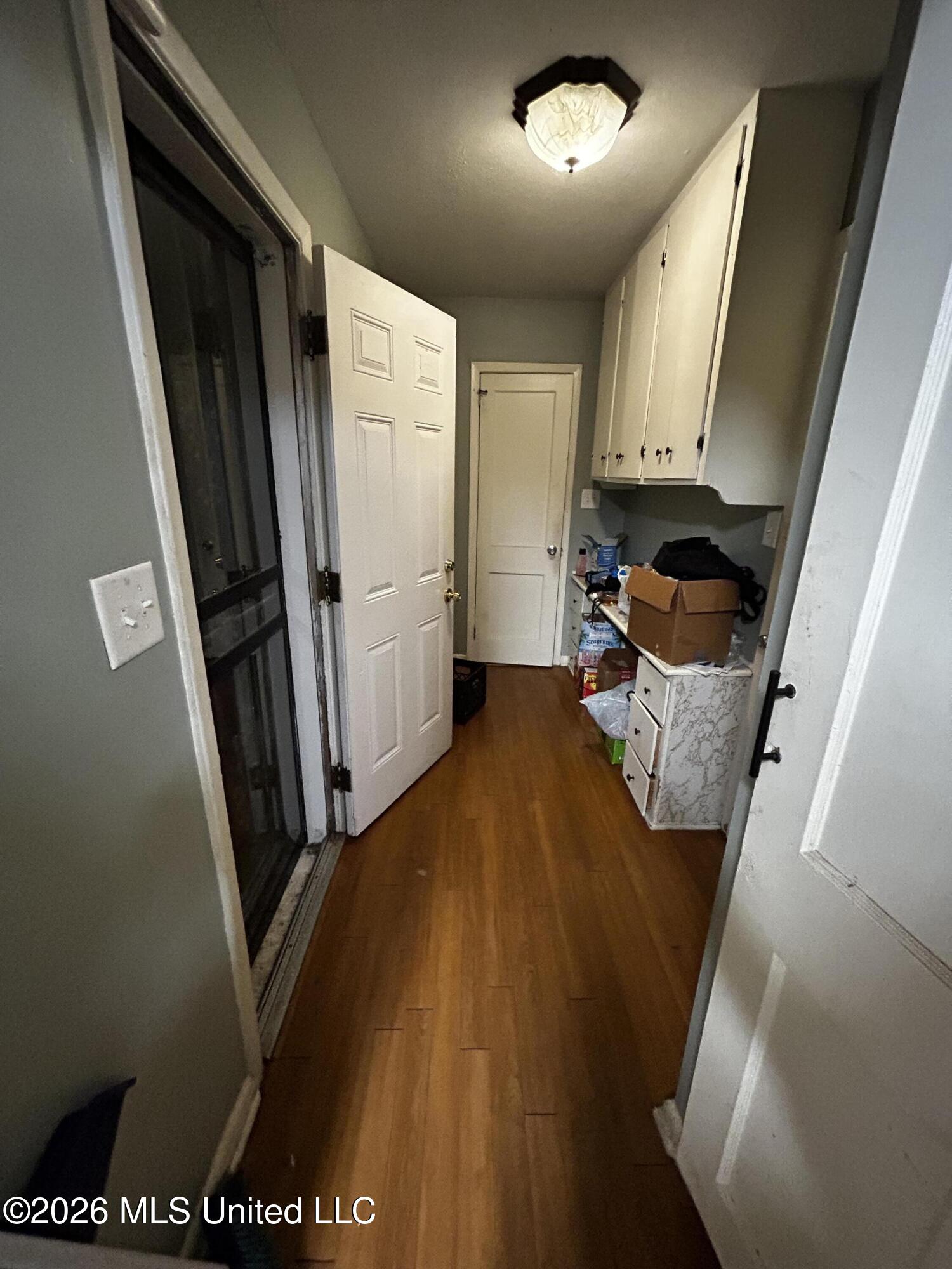 720 Colonial Circle Jackson, MS 39211 - Photo 6 of 25 IMG_4247