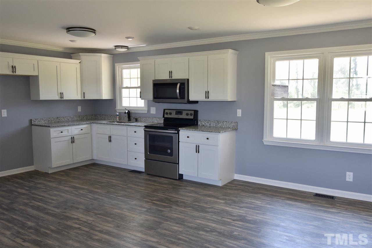 1184 Renfrow Road Clinton, NC 28328 - Photo 7 of 29